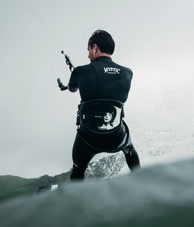 The Ultimate Guide to Kitesurf Harnesses for Beginners