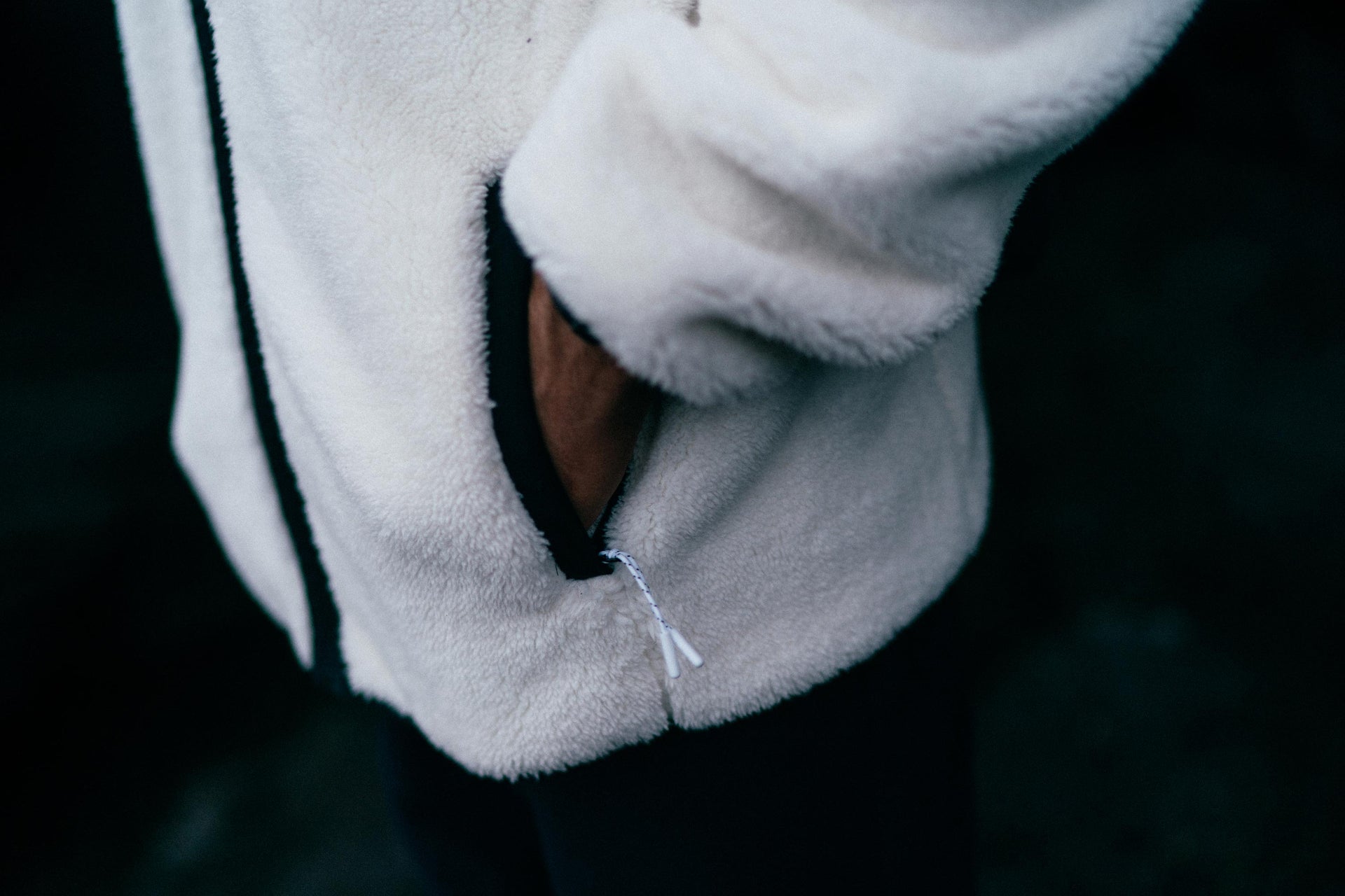 Mystic DTS Teddy Zip Thru Marketing Image 4
