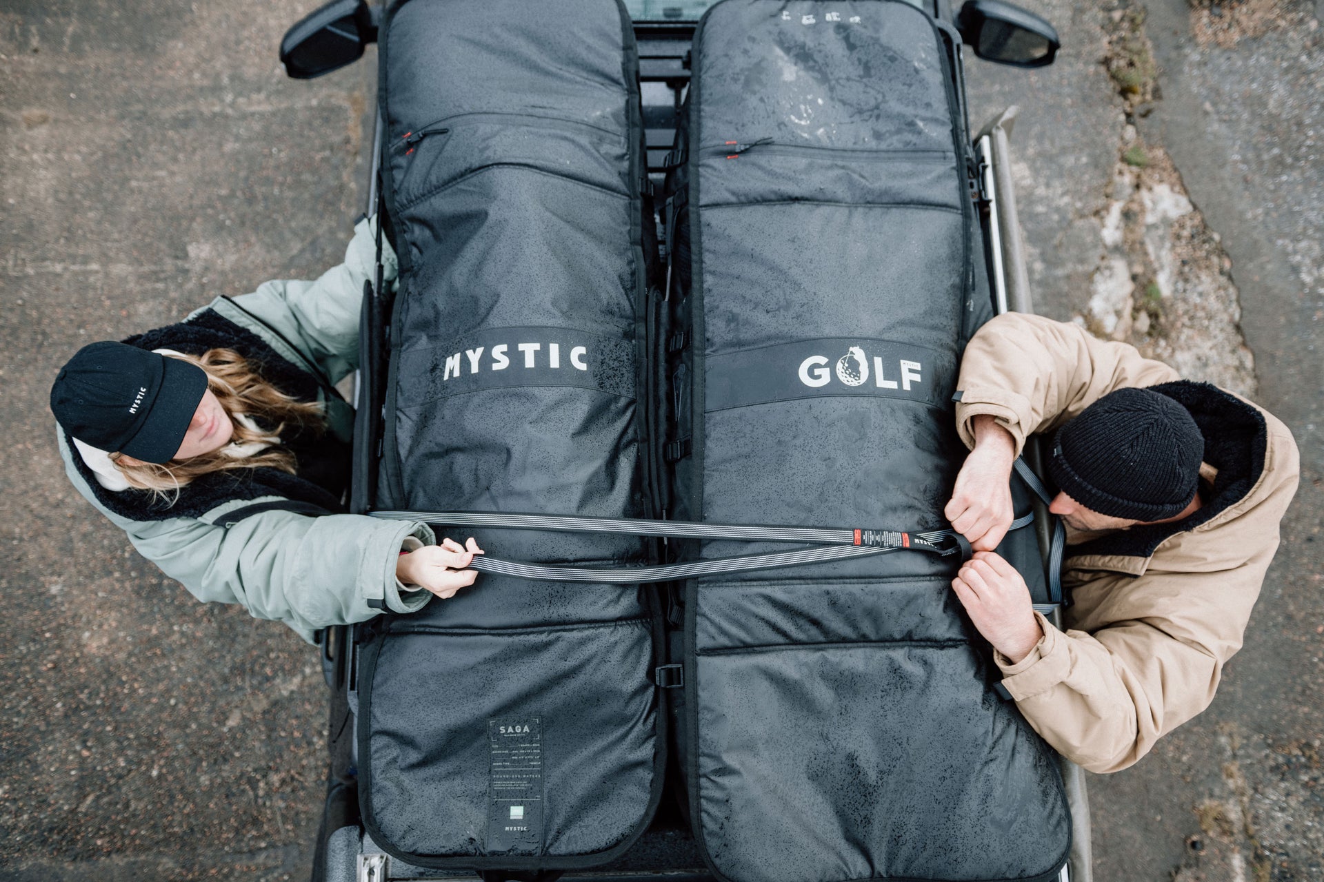 Mystic Saga Golfbag Marketing Image 5