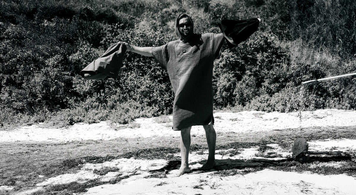 THE BEST CHANGING ROBES & PONCHOS FOR WATER SPORTS