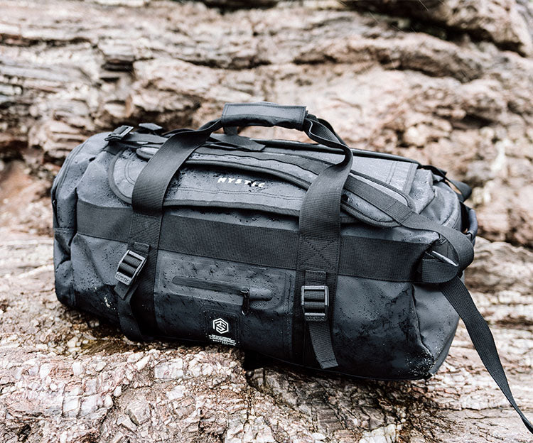 <p>Waterproof tarpaulin</p>