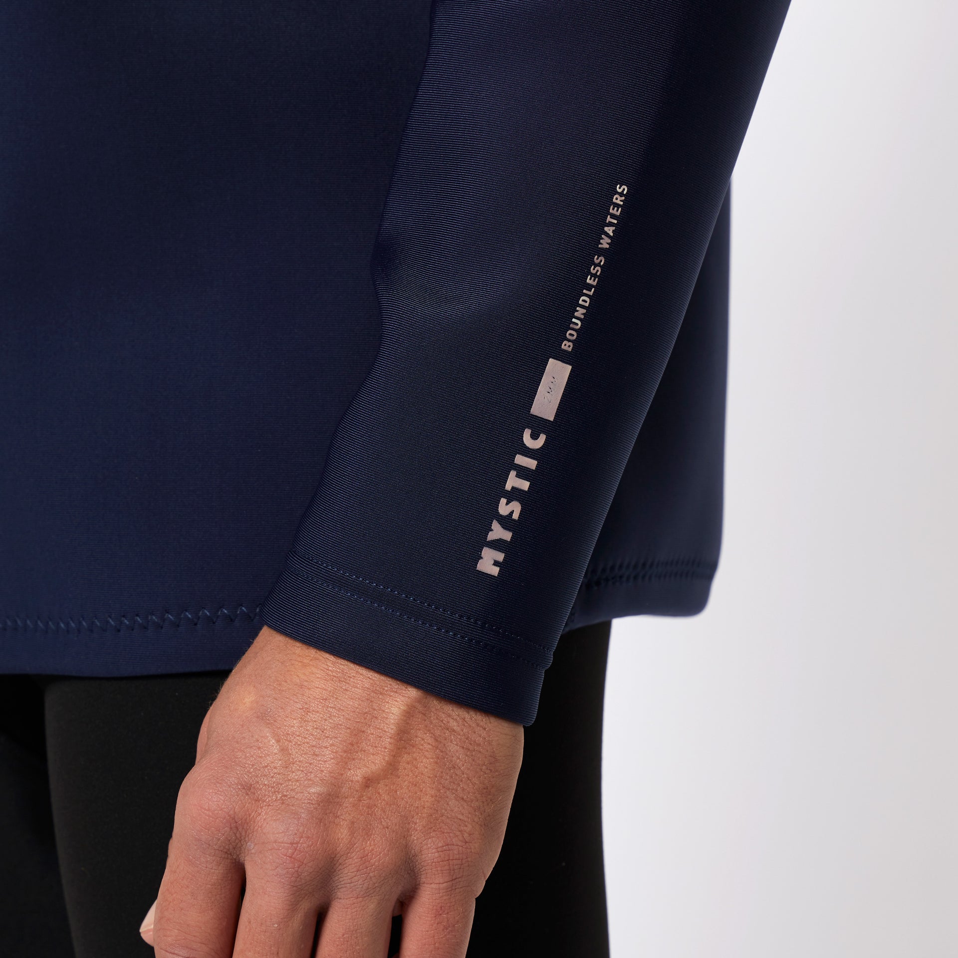 Mystic Haze Hoodie Navy 8