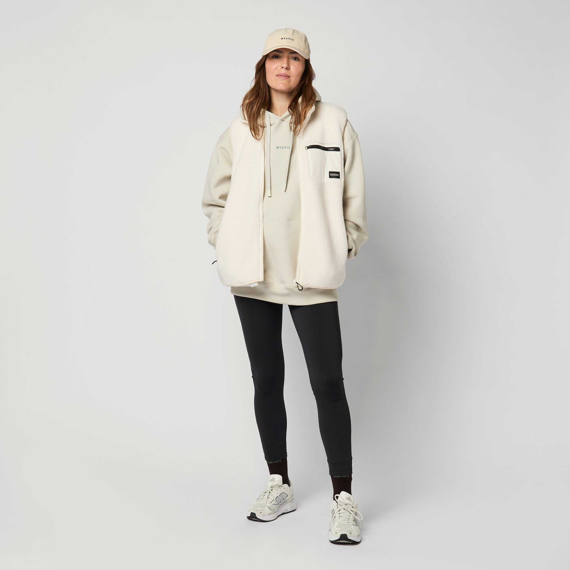 Mystic Teddy Off White 3