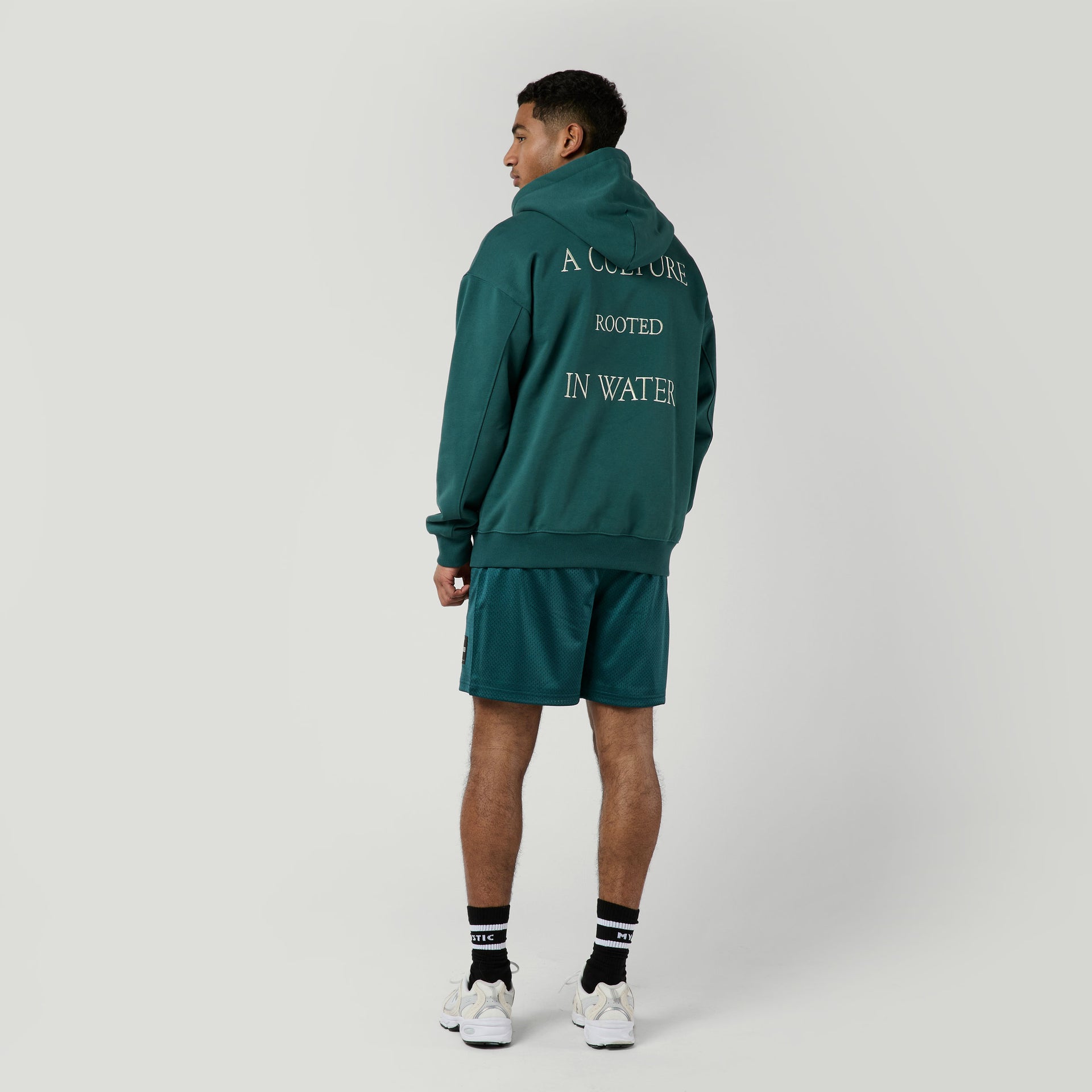 Mystic Rooted Hood 2025 Teal 4