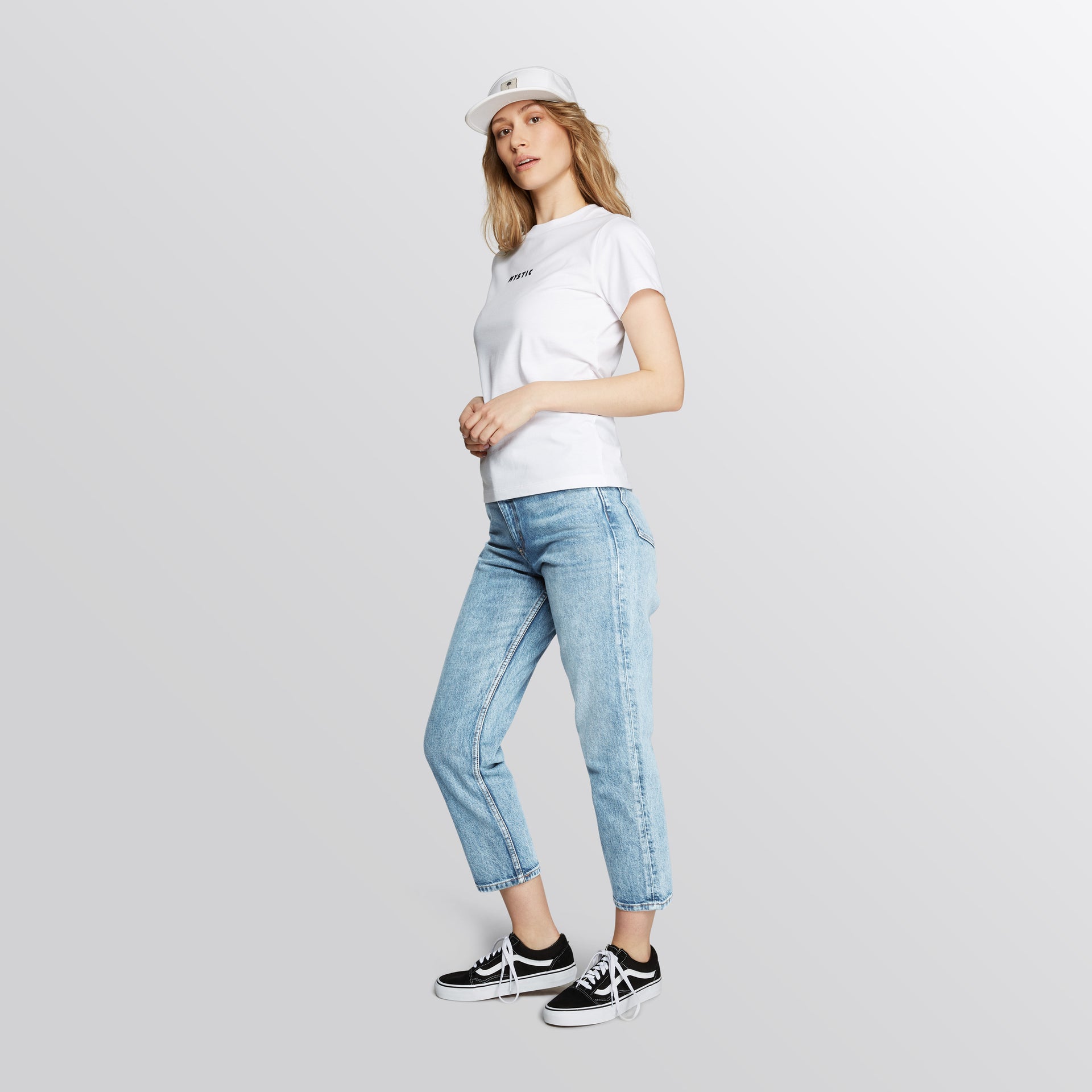 Mystic Brand White 4