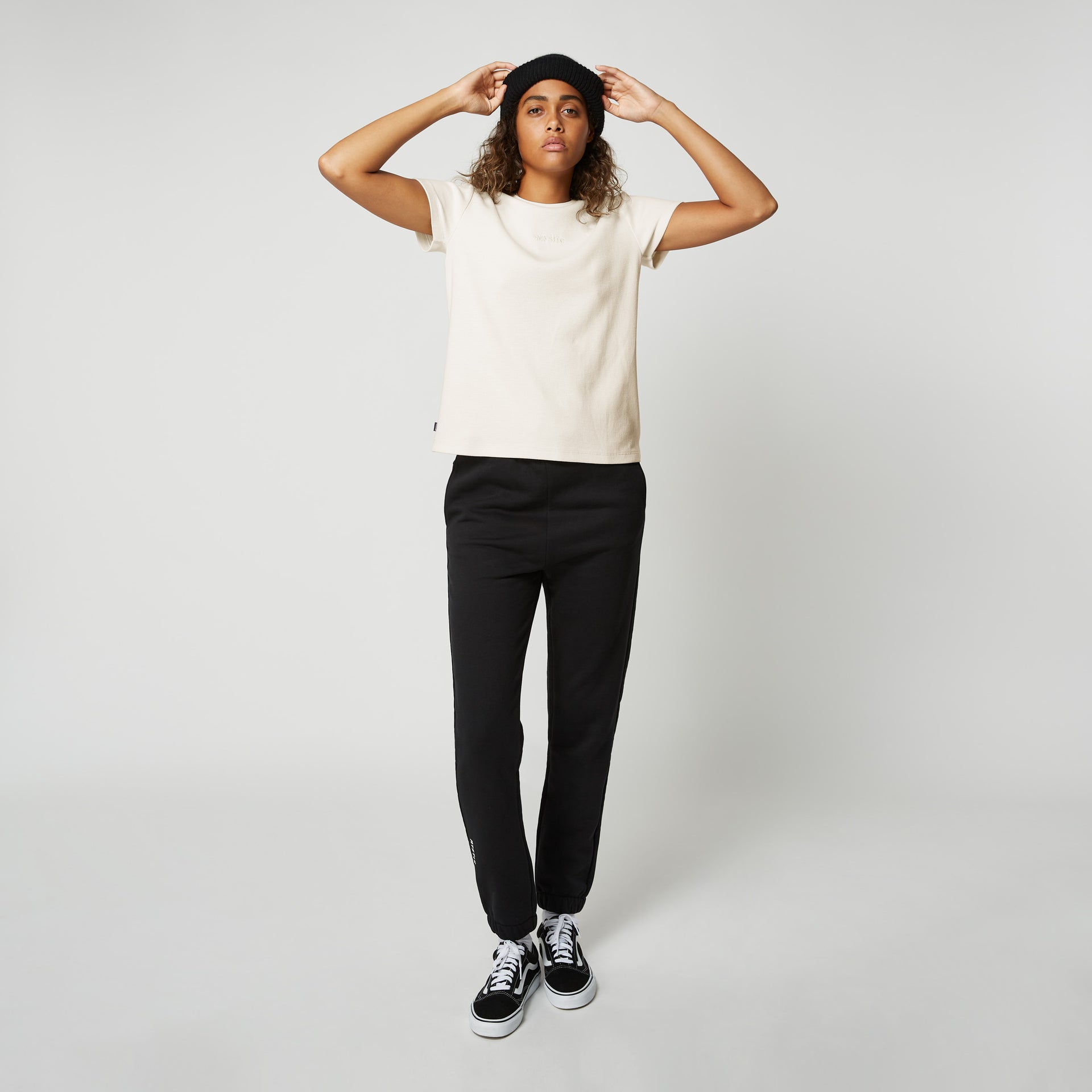 Mystic The Spirit Off White 3