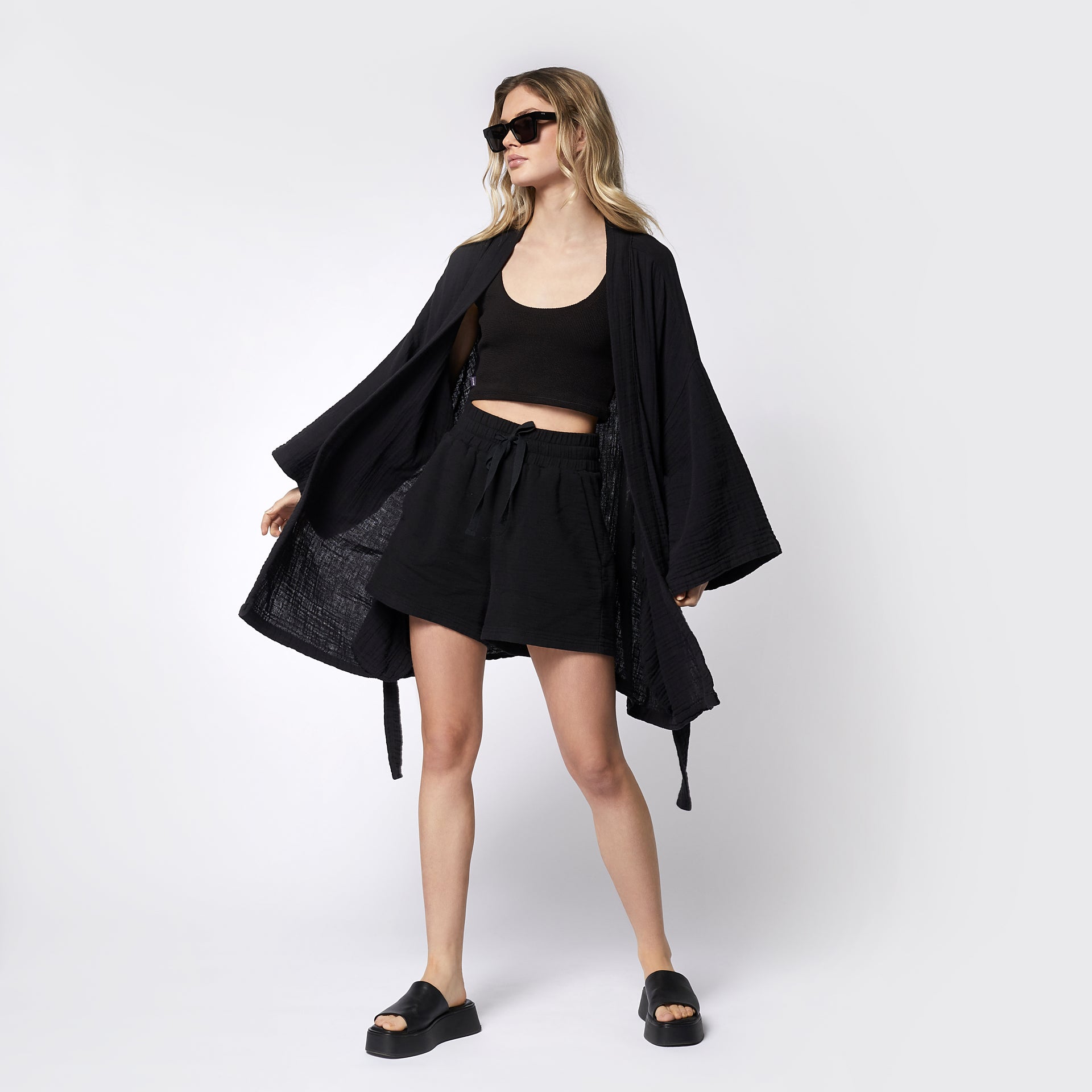 Mystic Flare Black 4