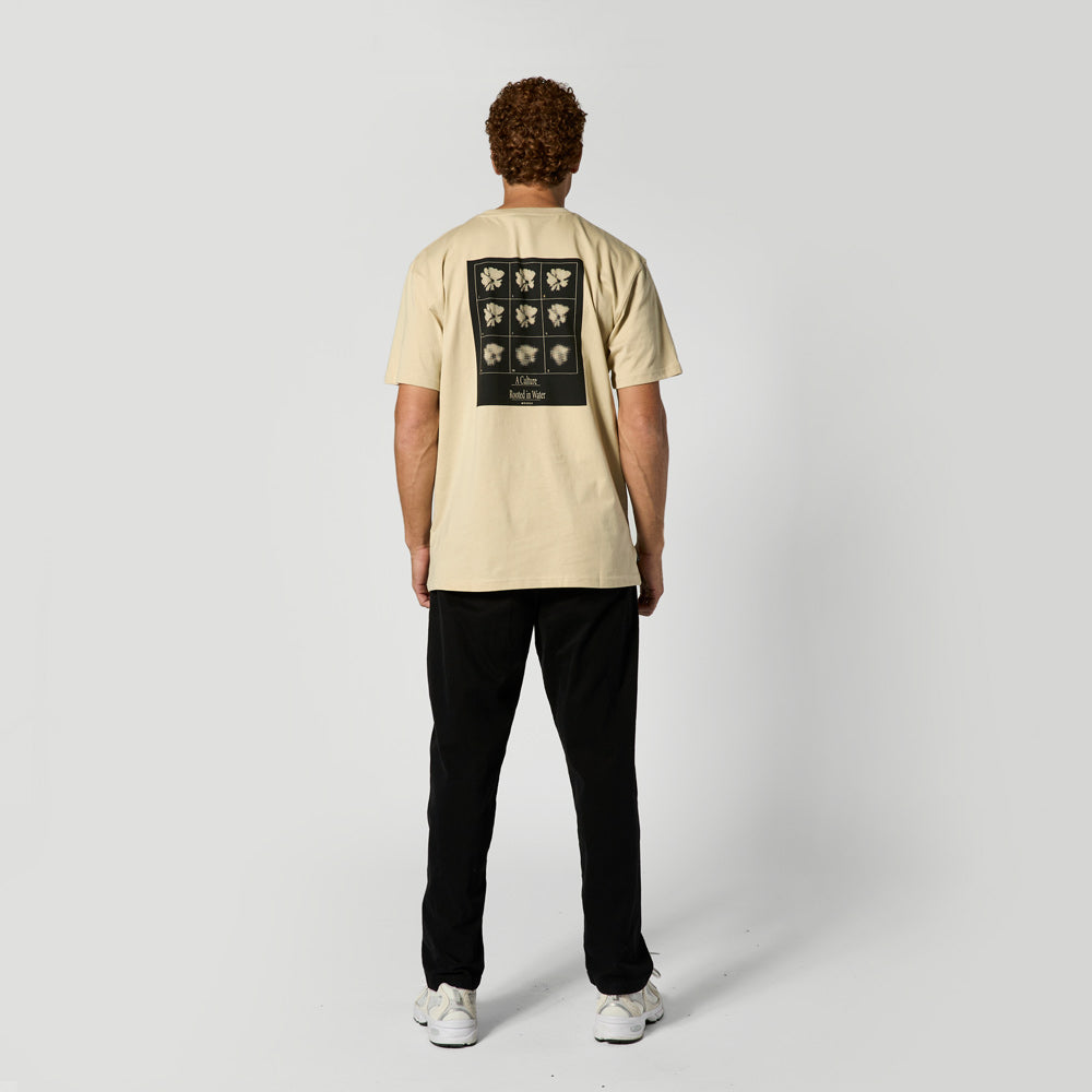 Mystic Pansy Tee Pale Khaki 4