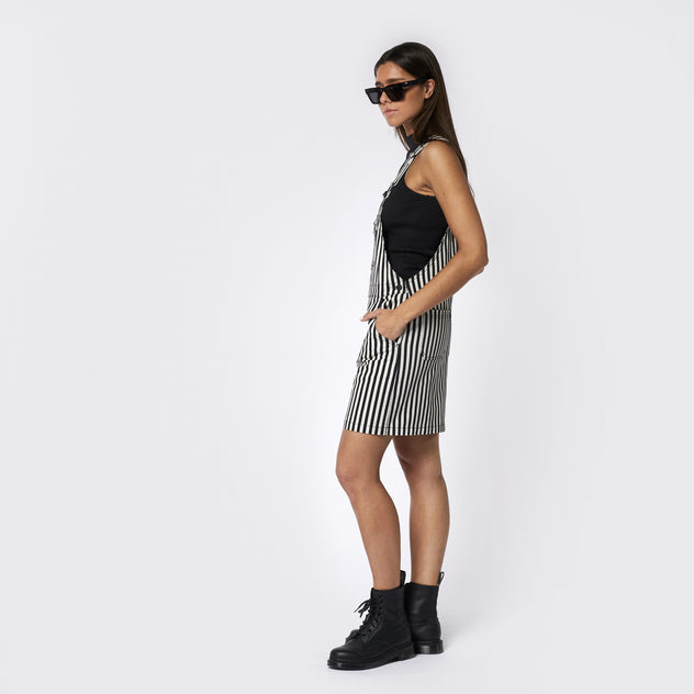 Product_image_4_Black White