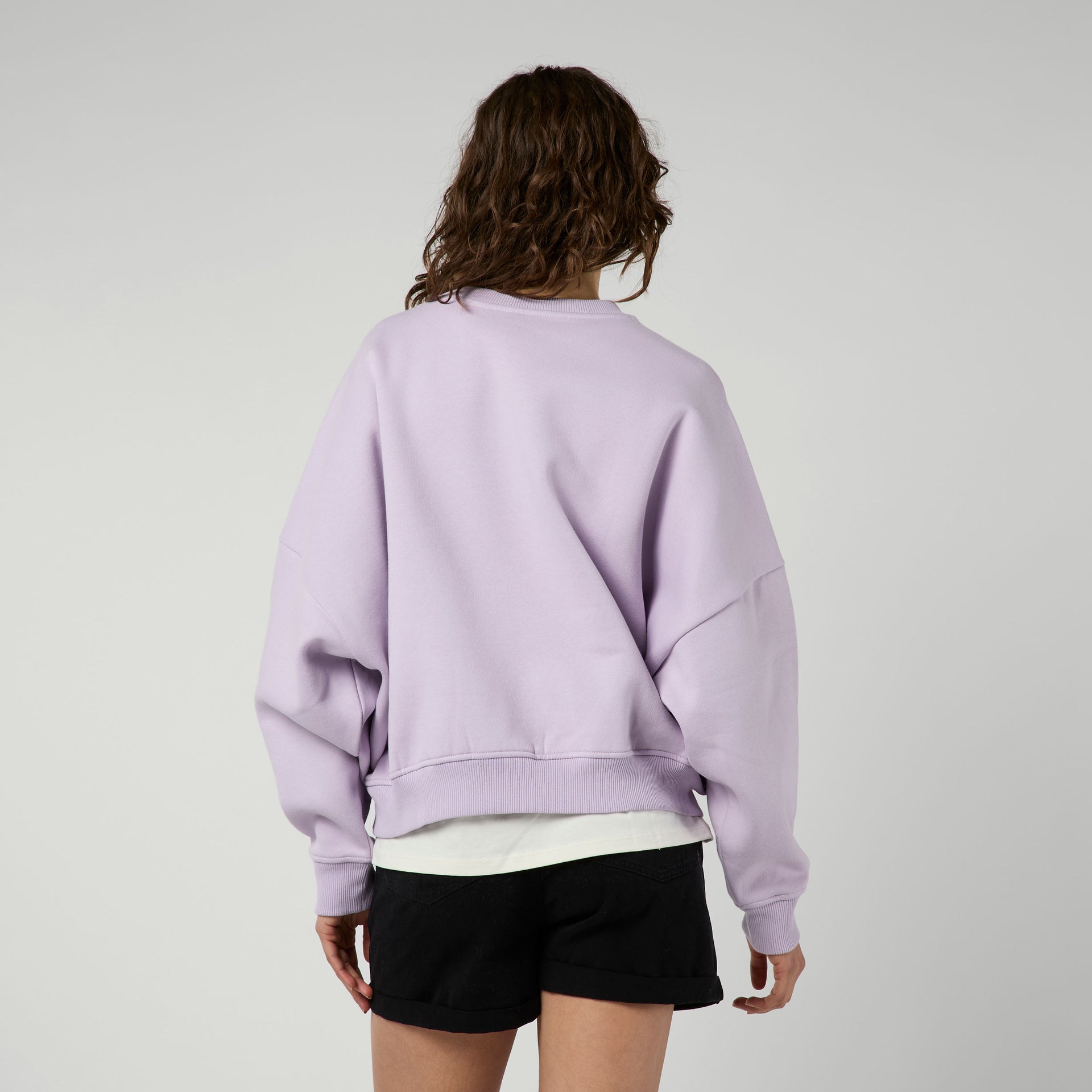 Mystic Dropped Shoulder Crew 2025 Lilac 4