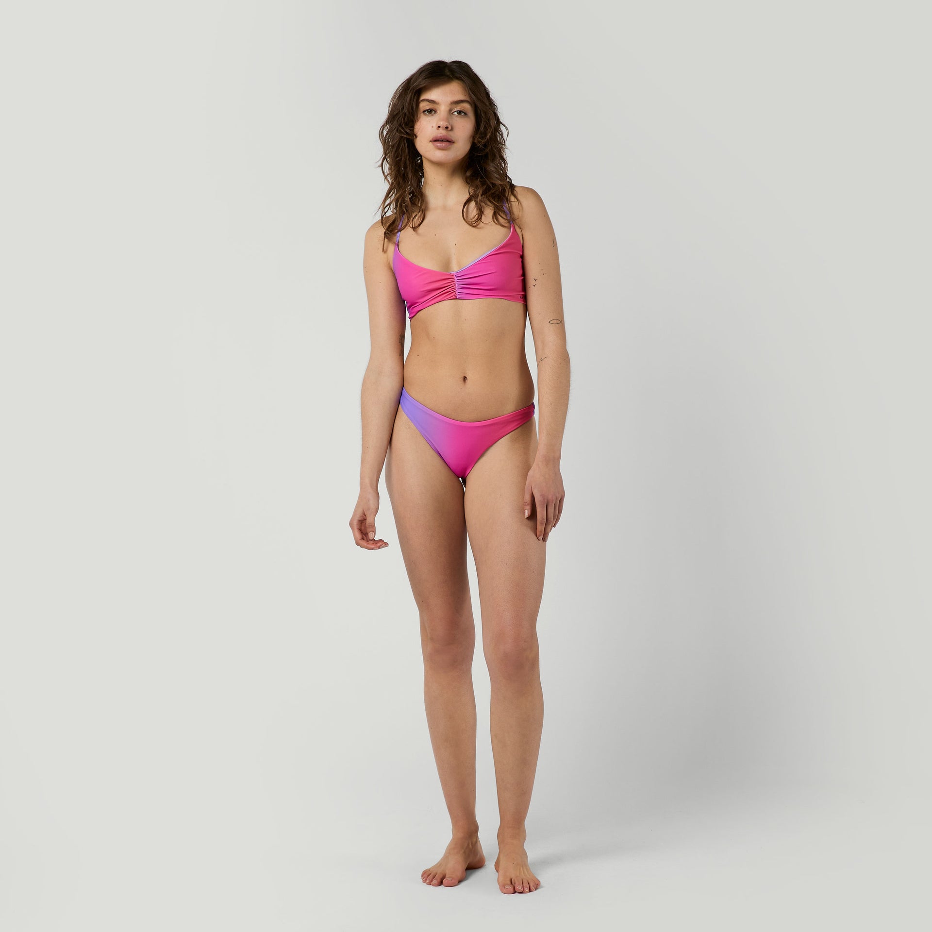 Mystic Bruna 2025 Coral 3