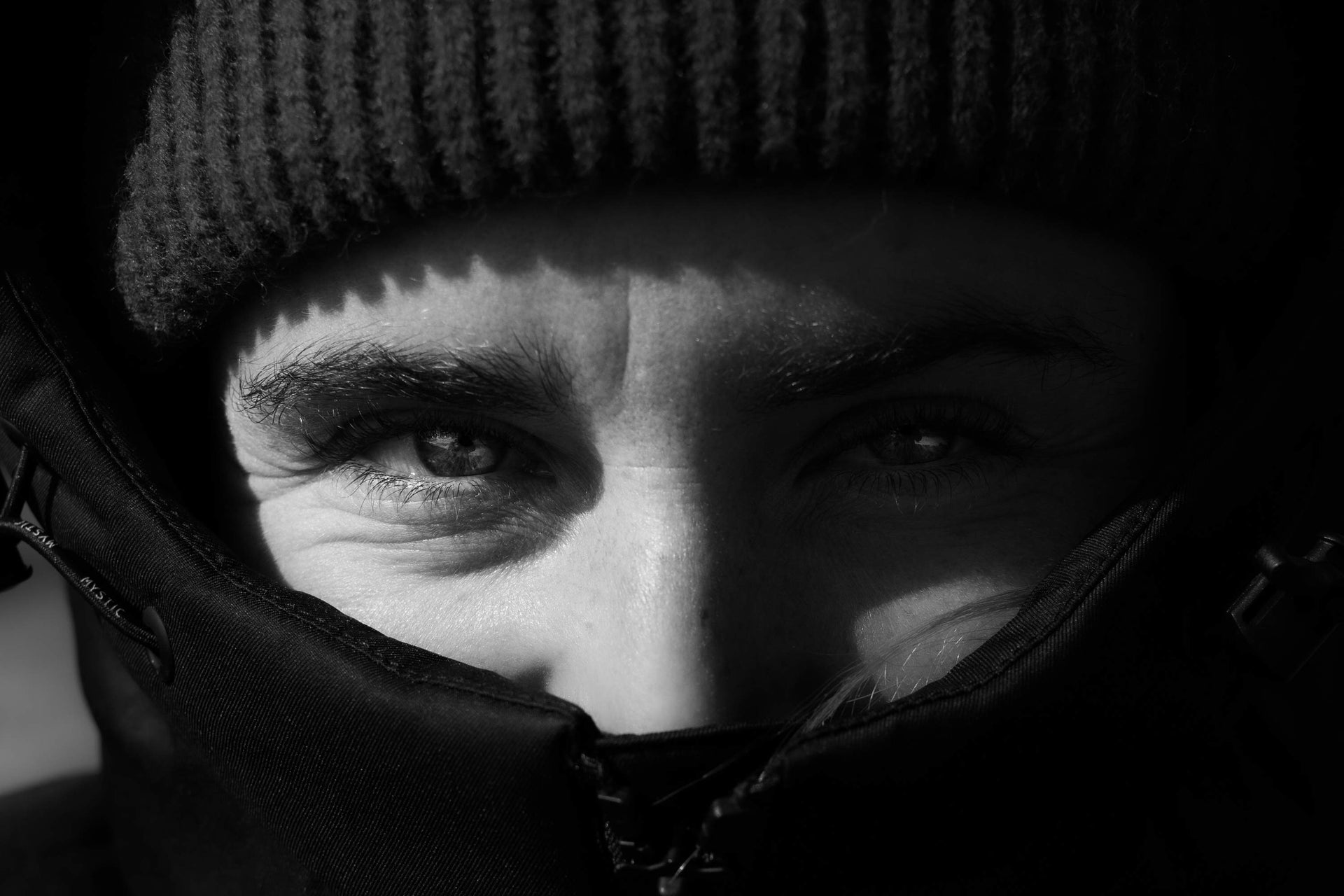 Mystic Poncho Explore Lw Marketing Image 2