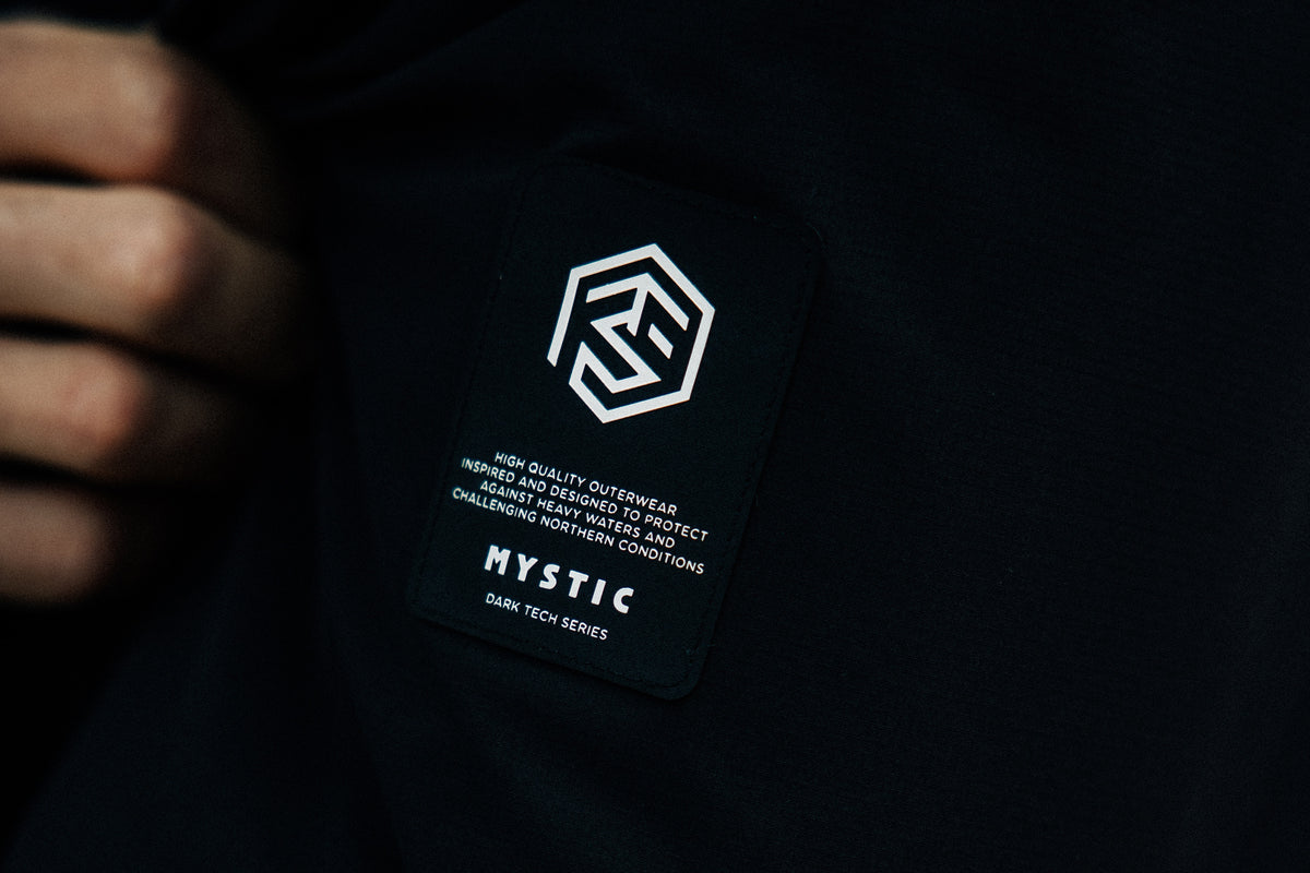 Mystic Explore Poncho DTS Marketing Image 5